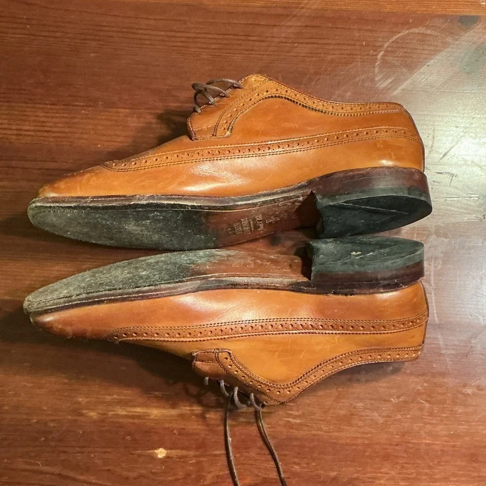 Allen Edmonds good size